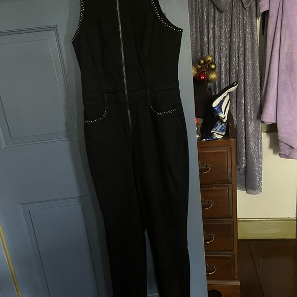 Guess Black Conchita Jumpsuit 30x30 - Picture 2 of 6